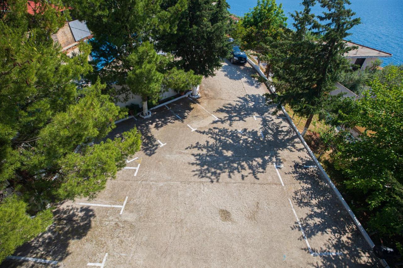 Radhimë Villa Gaudium מראה חיצוני תמונה